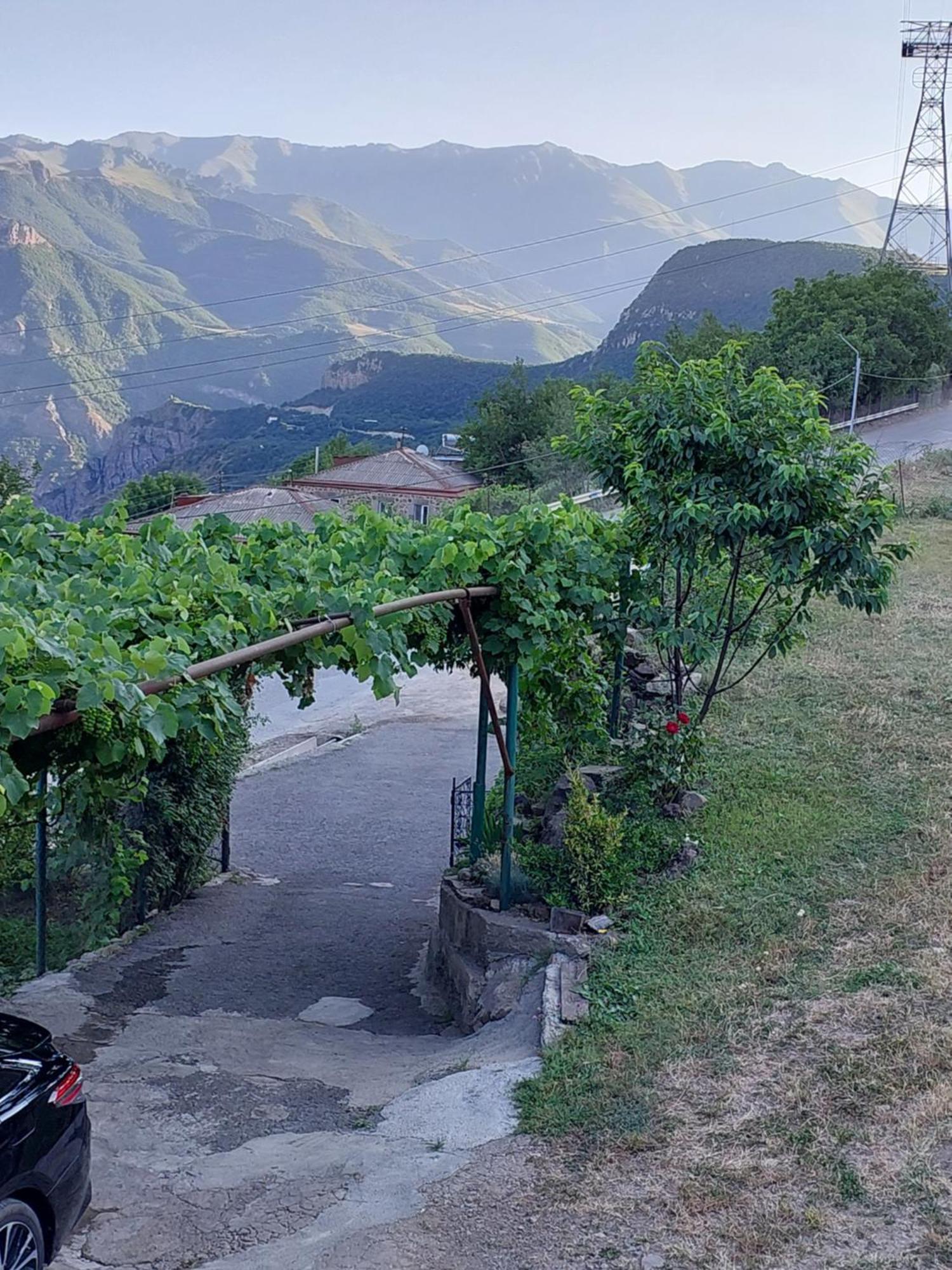 Igor Bed And Breakfast Halidzor Exterior photo